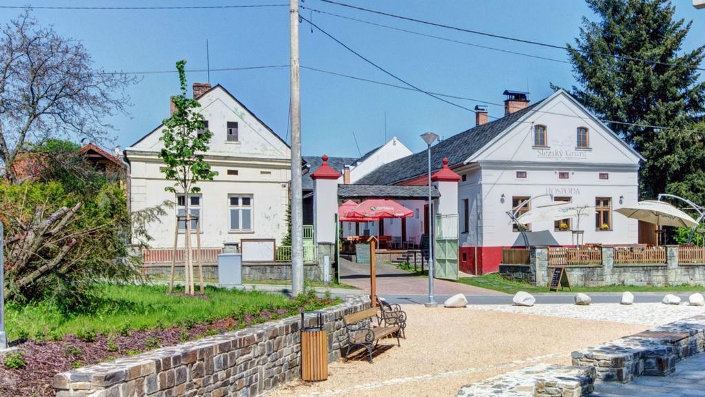 Slezsky Grunt Hotell Háj ve Slezsku Exteriör bild